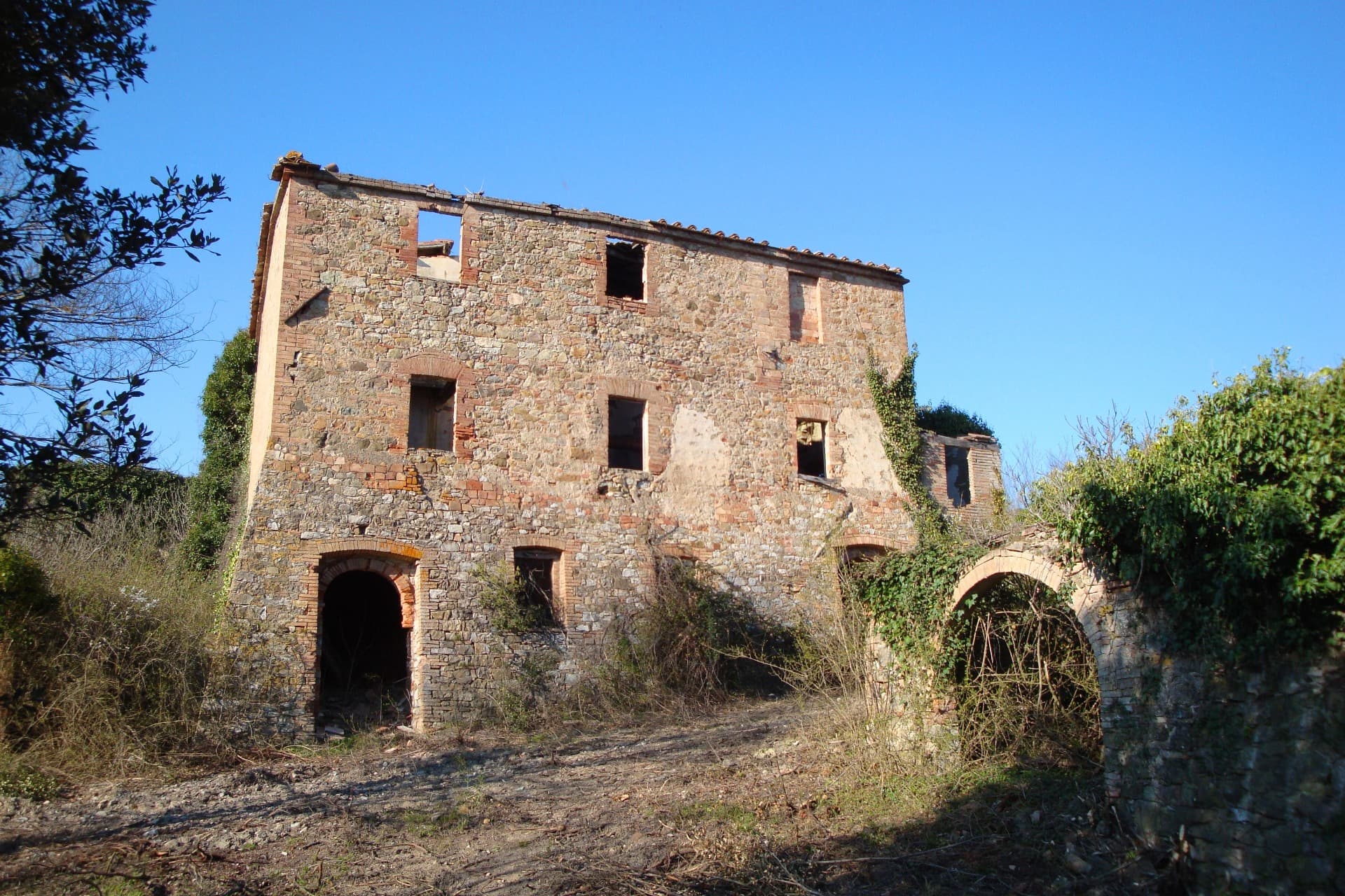 RUIN TO BE RESTORED - RESTORATION PROJECT